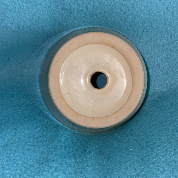 NORCAL vintage Rosemary ceramic planting pot - Picture 4 of 4